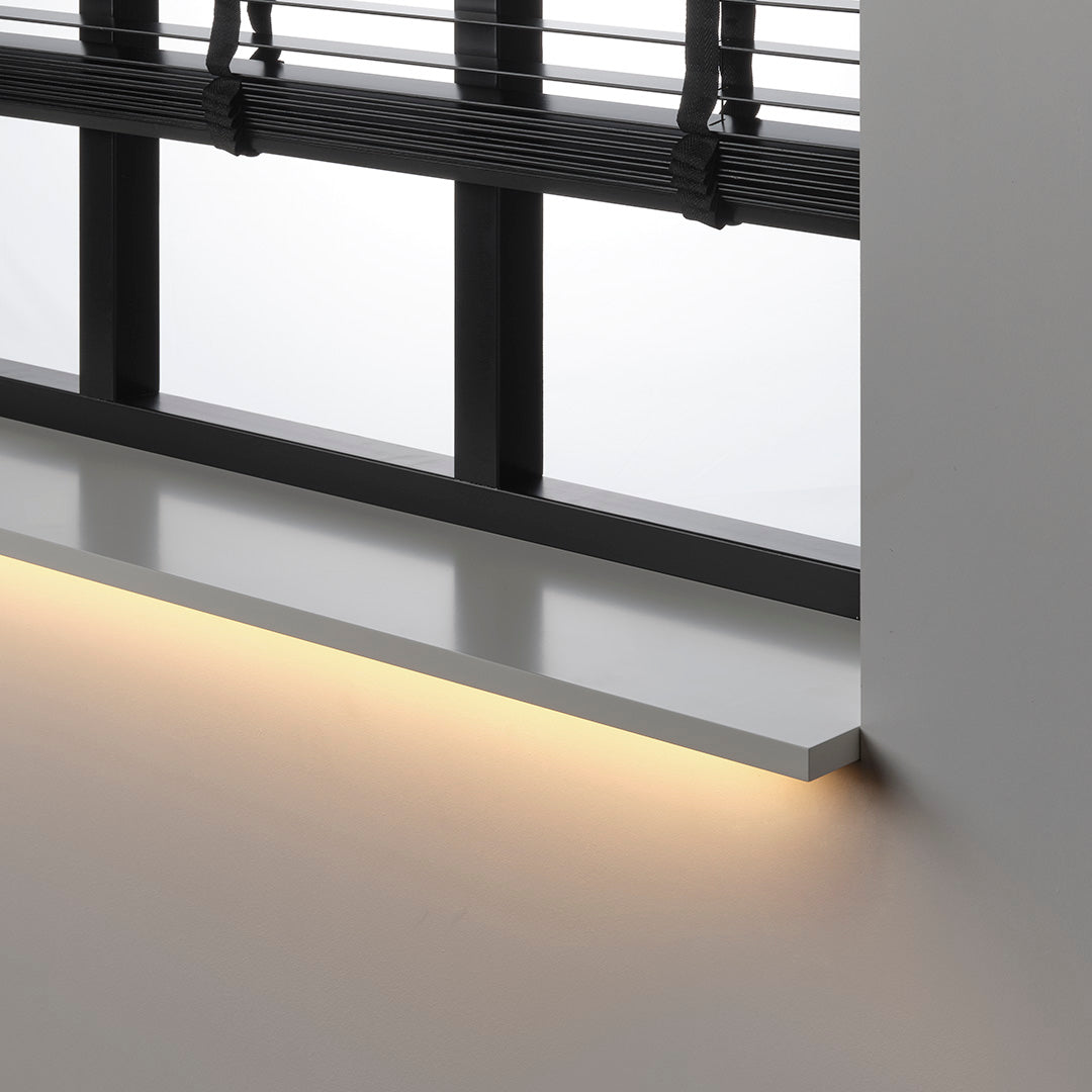 LED vensterbank met geïntegreerde verlichting, sfeer en functionaliteit gecombineerd