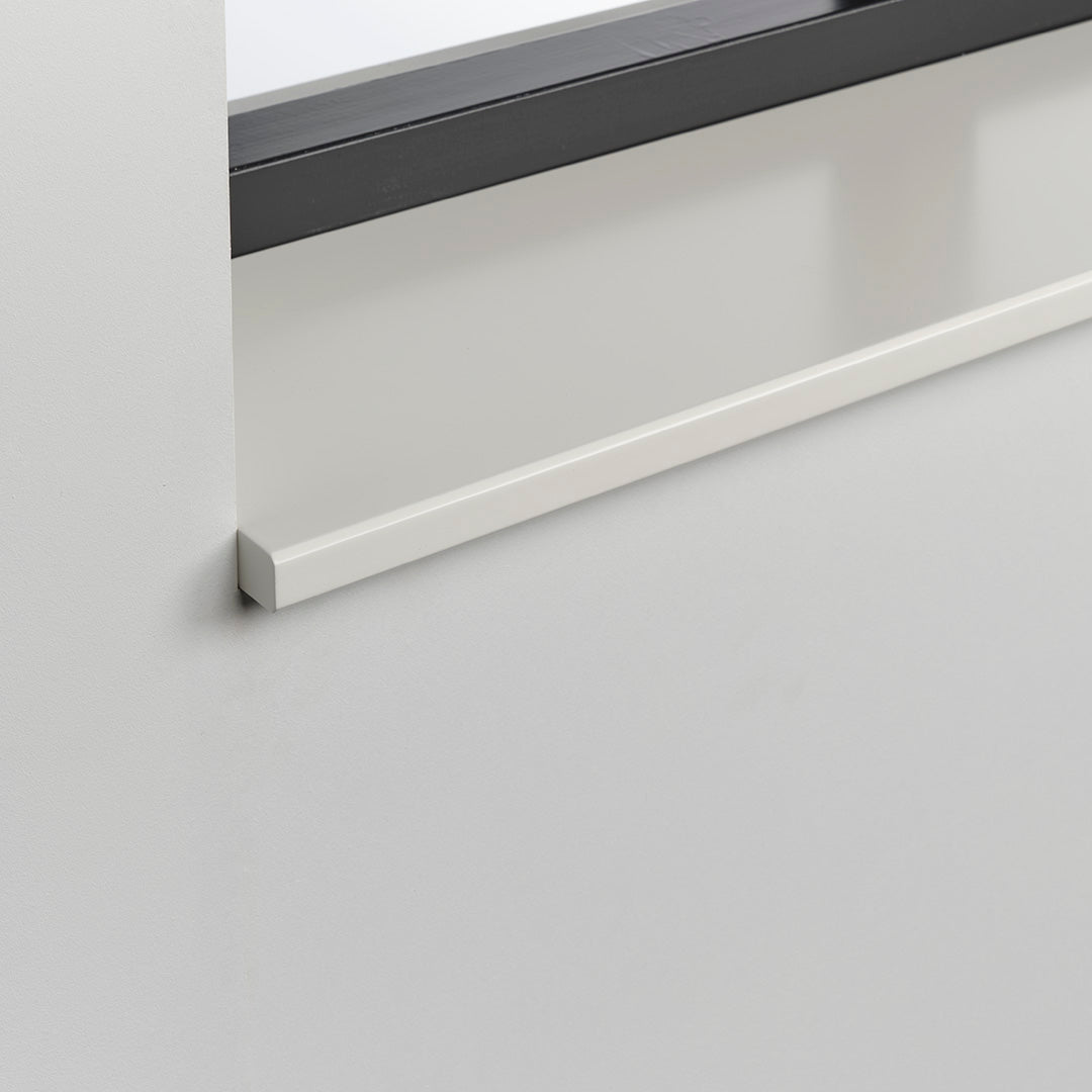 MDF vensterbank Ceres met schuine voorrand, moderne dynamische uitstraling