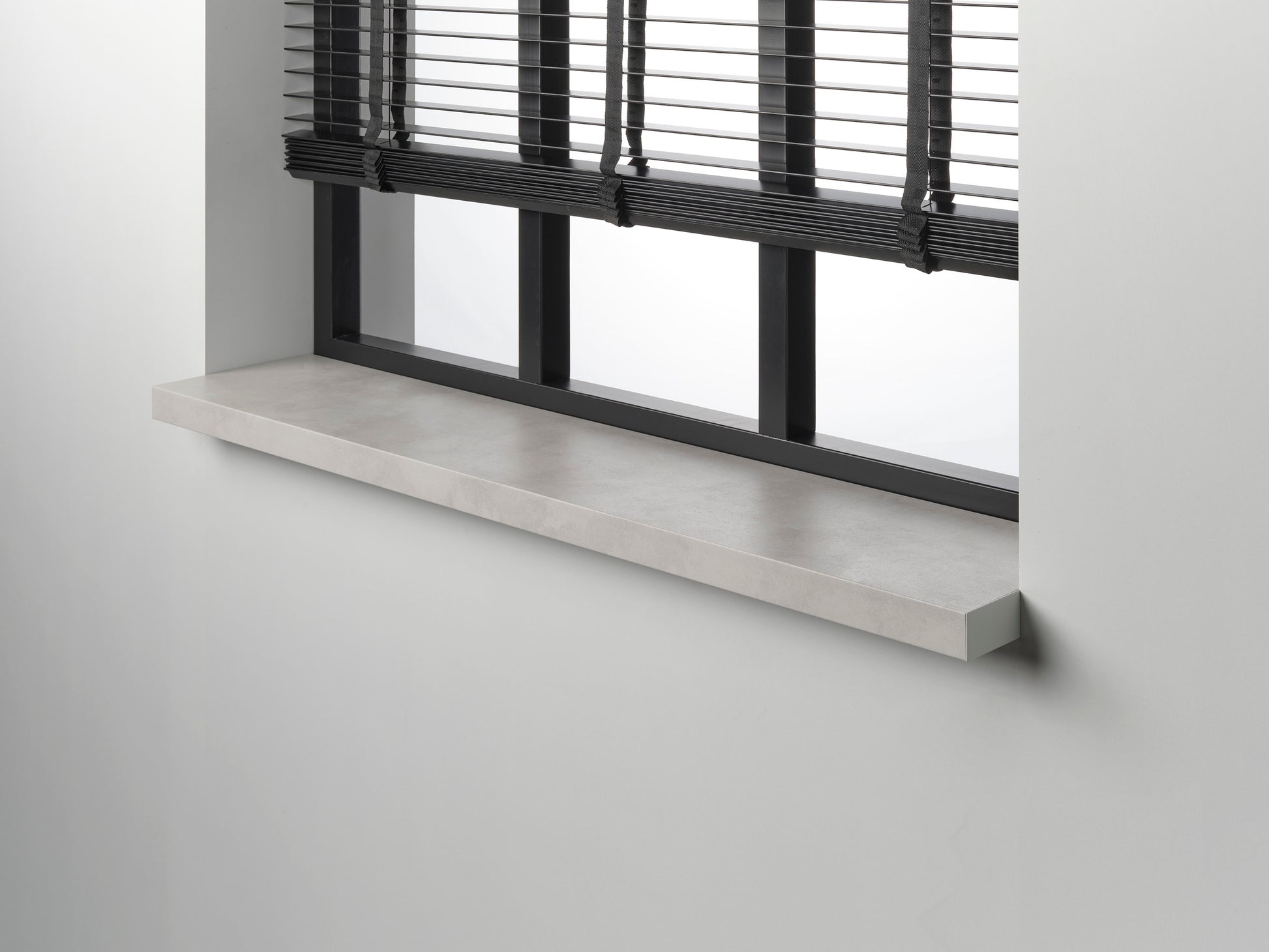 Novaboard Stone vensterbank opaalgrijs, elegante moderne steen textuur